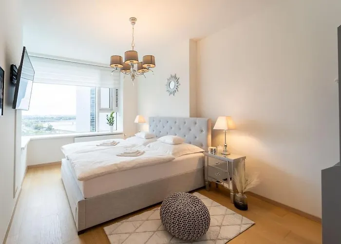 Panorama - Luxury In The Center Of Bratislava, Free Parking, Location Apartman